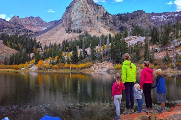 Kids hiking at Lake Blanche, Utah