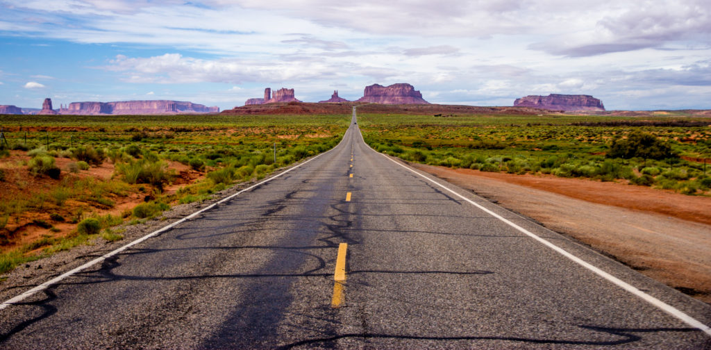 Highway to Monument Valley, Arizona